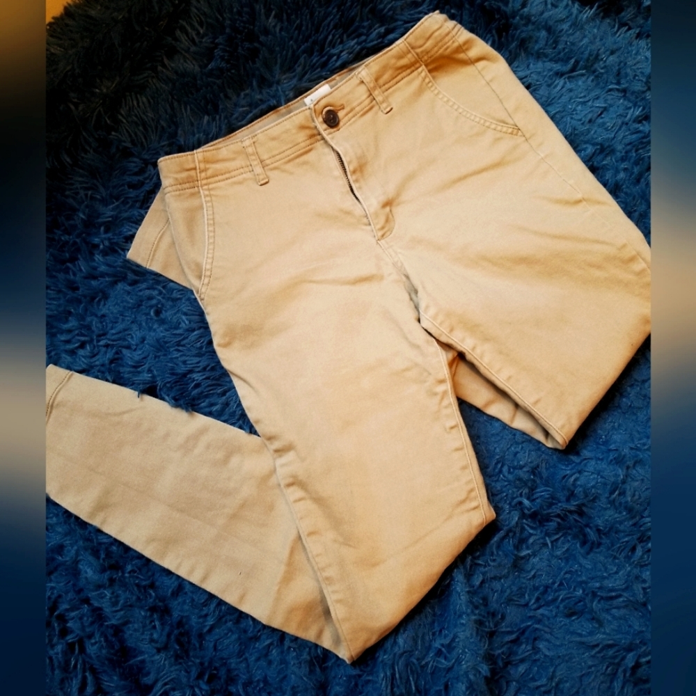 A New Day, size 8, regular, skinny, basic khaki
